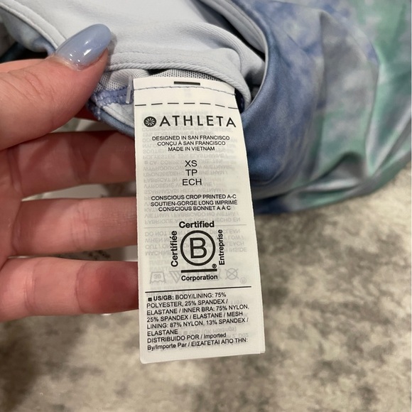NWT Athleta Blue Tie Dye Conscious Crop Printed A - C - Picture 13 of 16